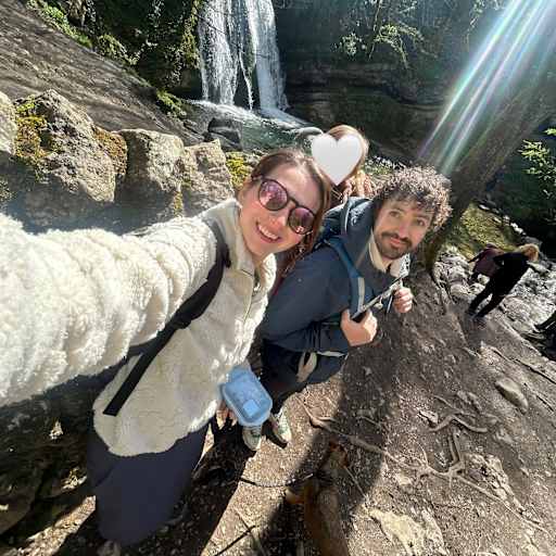 Profile image for pet sitters Lucy & Frazer 