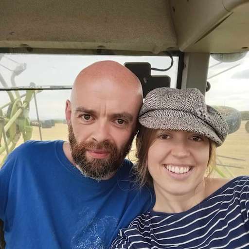 Profile image for pet sitters Meredith & William