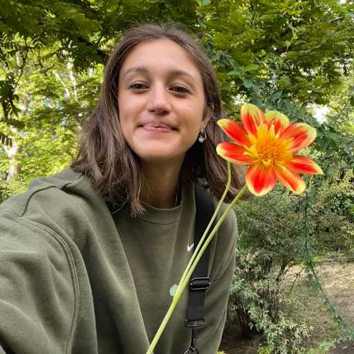 Profile image for pet sitter Emily