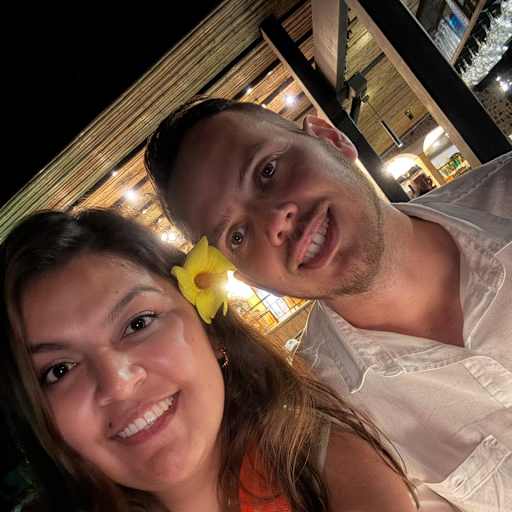 Profile image for pet sitters Laura & Julian