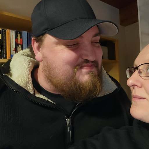 Profile image for pet sitters Mandy & Kristoffer