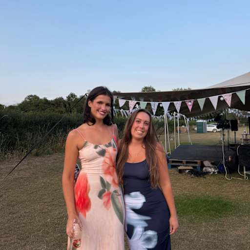 Profile image for pet sitters Charlotte & Clementine