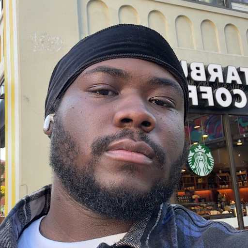 Profile image for pet sitters Isaiah & Laronto