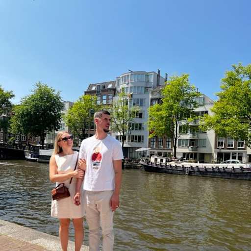 Profile image for pet sitters Juline & Mathieu