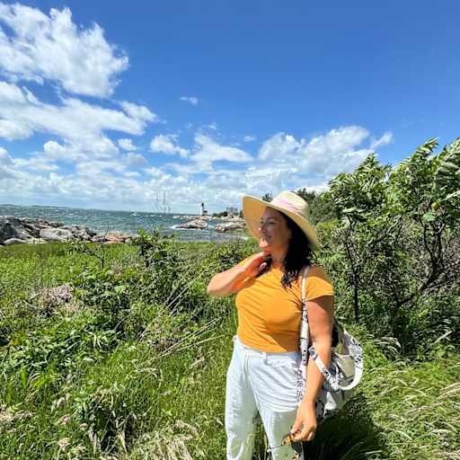 Profile image for pet sitter Cerra