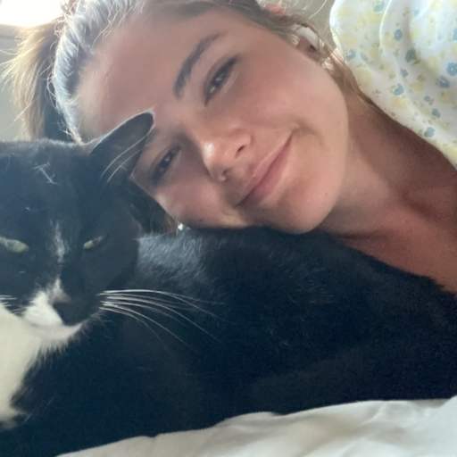 Profile image for pet sitter Hazel