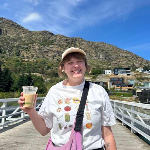Profile image for pet sitter Emma