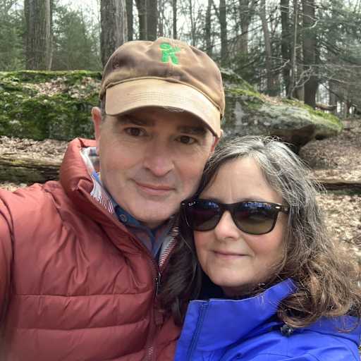 Profile image for pet sitters Pamela & Rodney