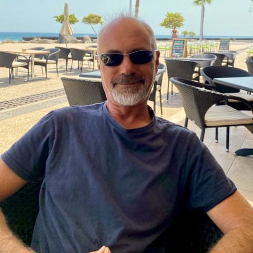 Profile image for pet sitter Simon