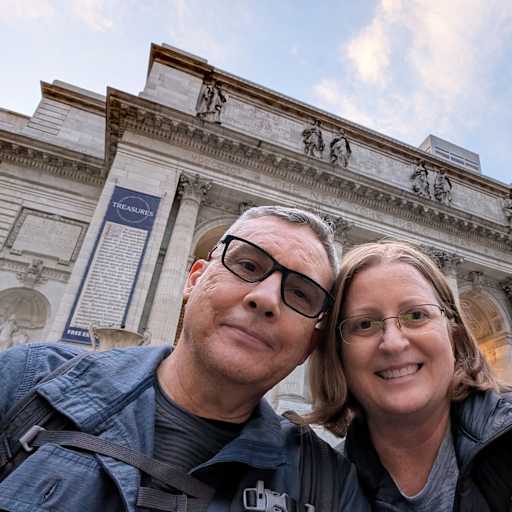 Profile image for pet sitters Jennifer & Daniel