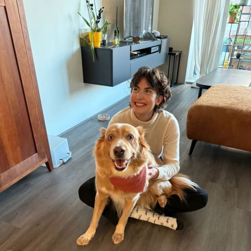 Profile image for pet sitter Vera
