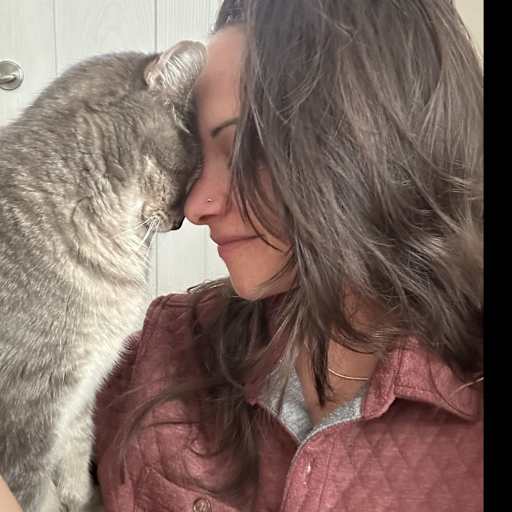 Profile image for pet sitter Deanna