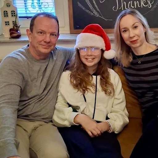 Profile image for pet sitters Rebecca & Scott