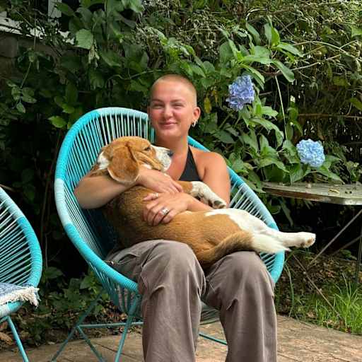 Profile image for pet sitter Olivia