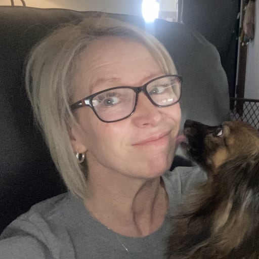 Profile image for pet sitters Stephanie & Adam