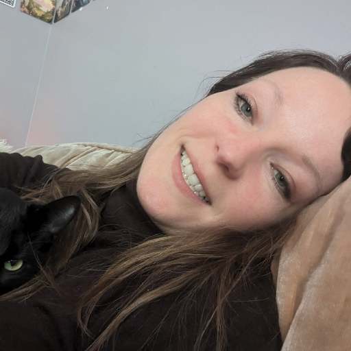 Profile image for pet sitter Laura
