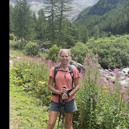 Profile image for pet sitter Terri