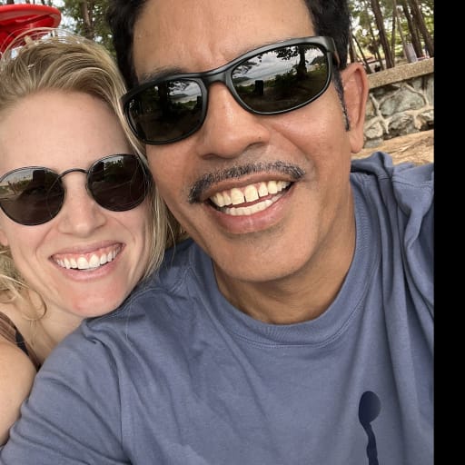 Profile image for pet sitters Rachel & Luis
