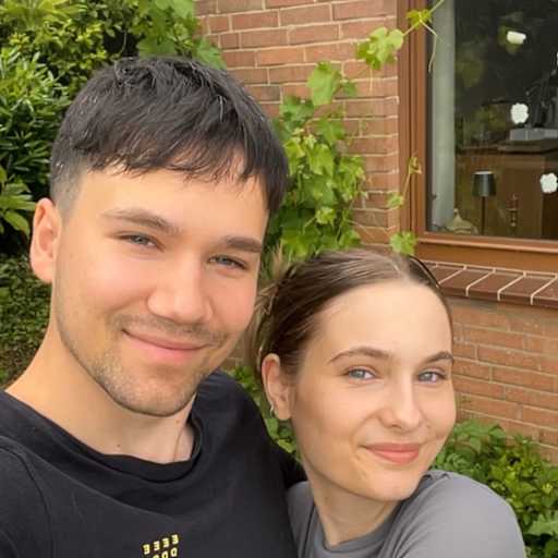 Profile image for pet sitters Luise & Niklas