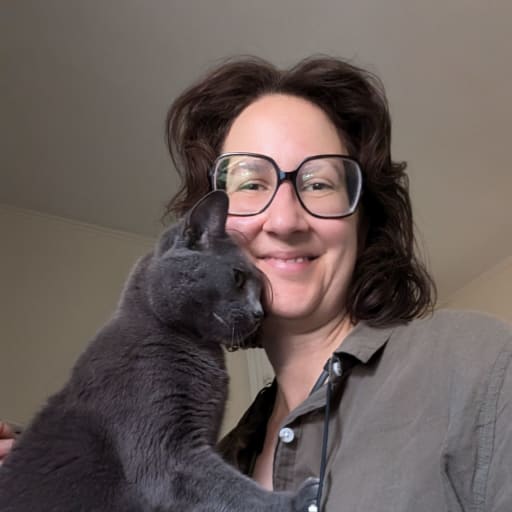Profile image for pet sitter Lindsay