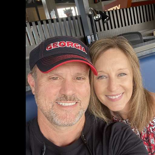 Profile image for pet sitters Chip & Sonya
