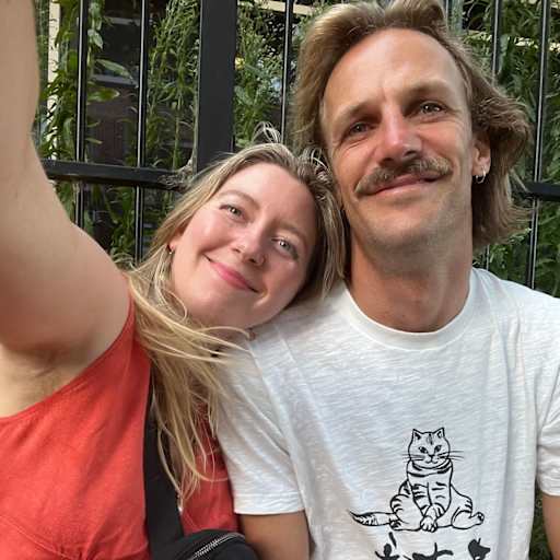 Profile image for pet sitters Sophie & Andrew 