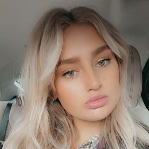 Profile image for pet sitter Alice