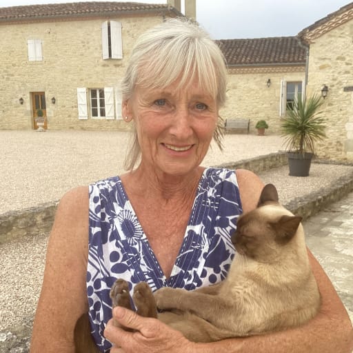 Profile image for pet sitter Jillian