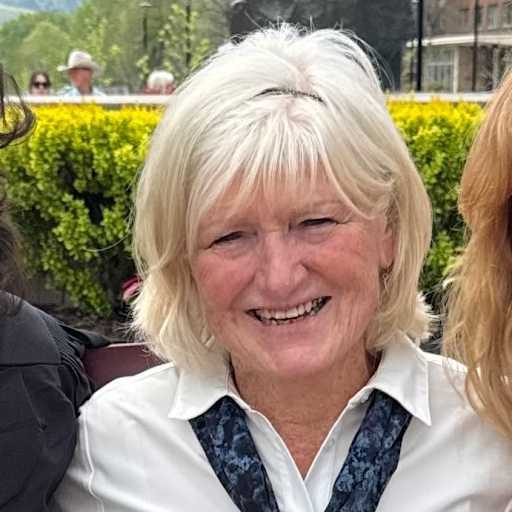Profile image for pet sitter Phyllis