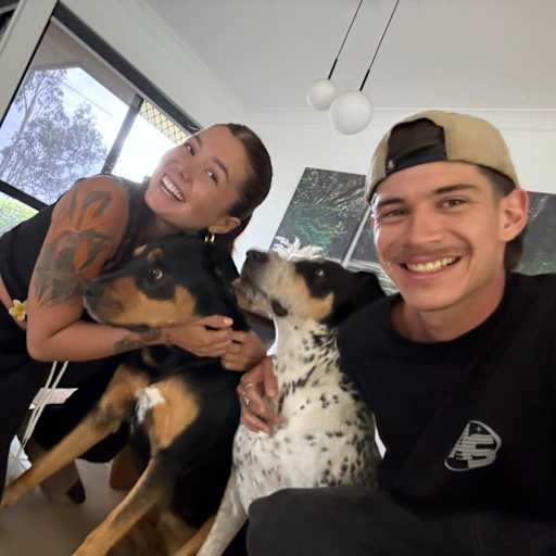 Profile image for pet sitters Catalina & Tomas
