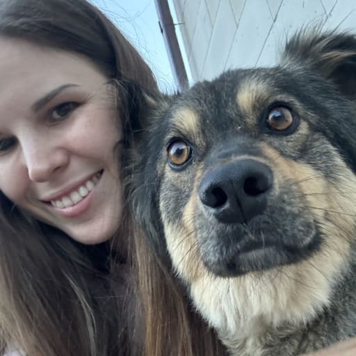 Profile image for pet sitters Anna & Aleksandr