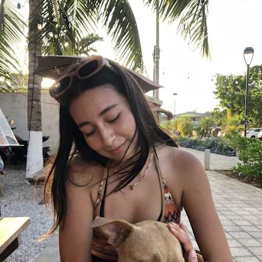 Profile image for pet sitter Andrea