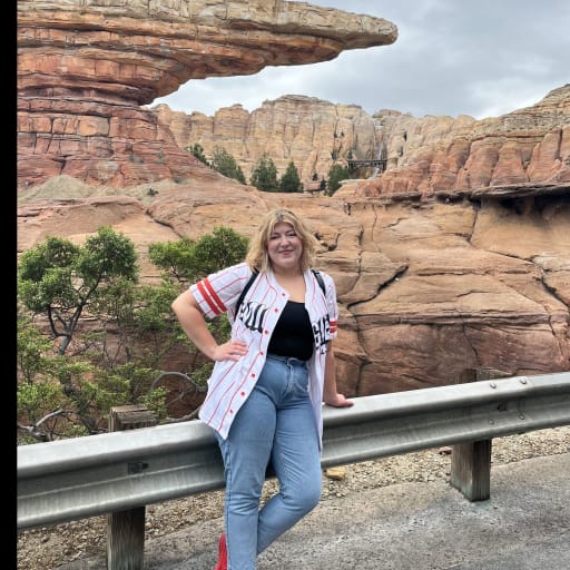 Profile image for pet sitter Melanie