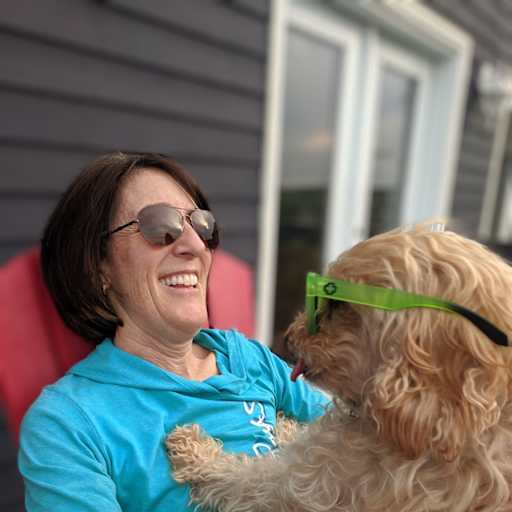 Profile image for pet sitters Lori & Peter