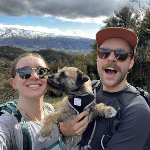 Profile image for pet sitters Gabrielle & Edward