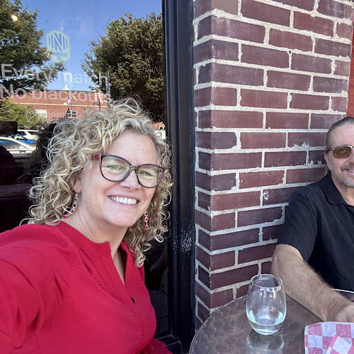 Profile image for pet sitters Monica & Mark