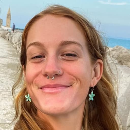 Profile image for pet sitter Sally