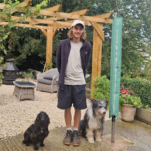 Profile image for pet sitter Charlie
