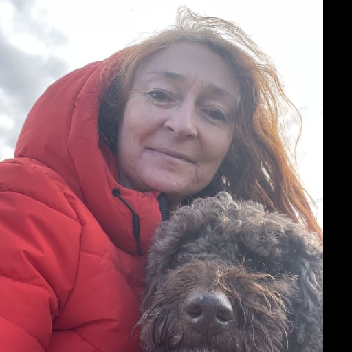 Profile image for pet sitters Josie & Nicholas