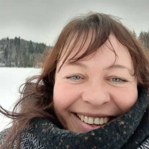 Profile image for pet sitter Ariane