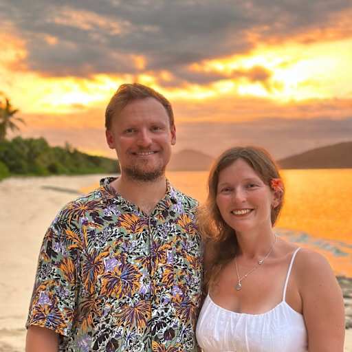 Profile image for pet sitters Chloe & Ryan