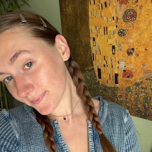Profile image for pet sitter Shannon