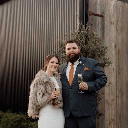 Profile image for pet sitters Tim & Blaire