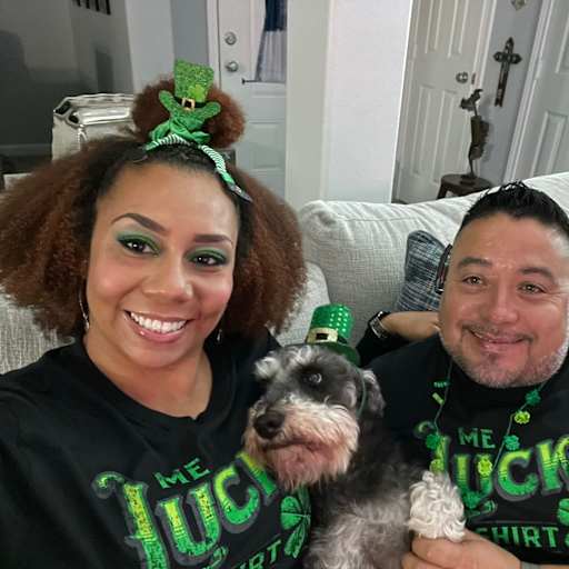 Profile image for pet sitters Stacy & Robert