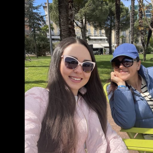 Profile image for pet sitters Oleksandra & Anastasiia 