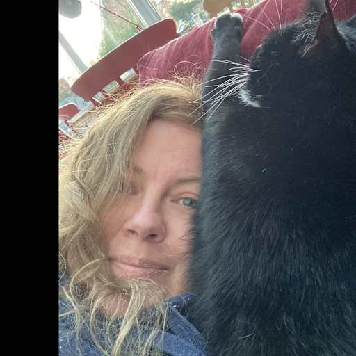 Profile image for pet sitters Nichola & Michael