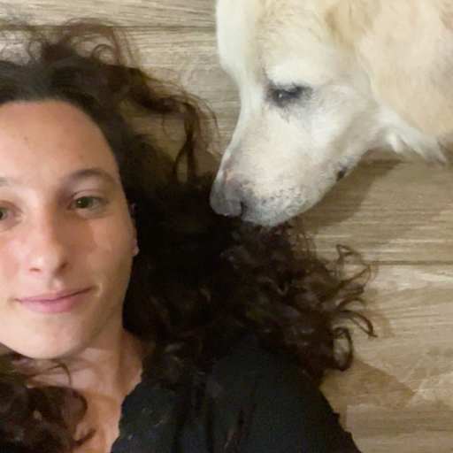 Profile image for pet sitter Lison