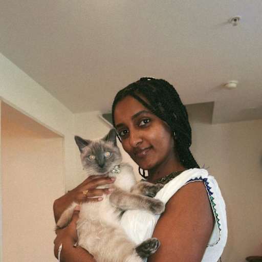 Profile image for pet sitter Nolawit