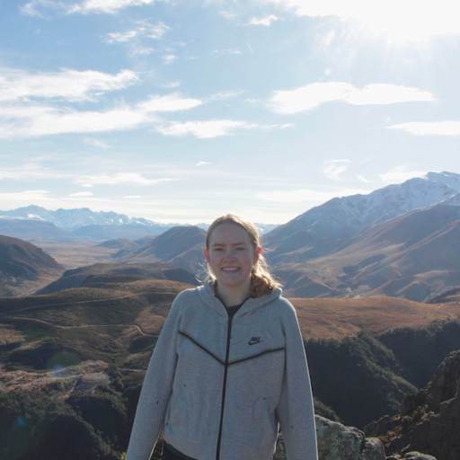Profile image for pet sitter Erin