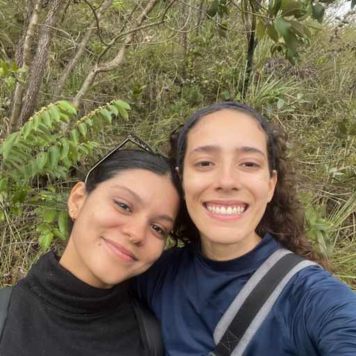 Profile image for pet sitters Ana Júlia & Mariana